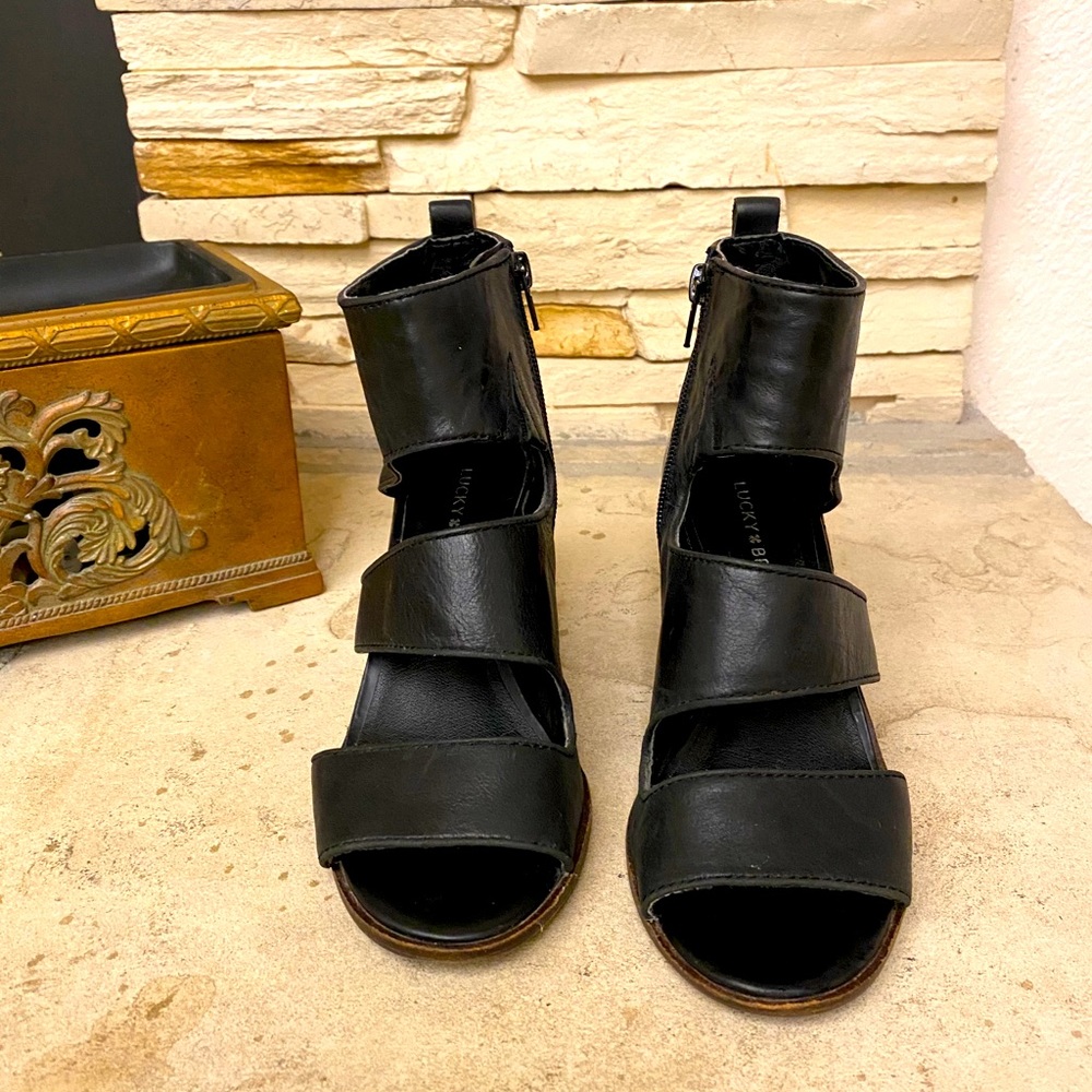 Lucky brand leather heel sandals